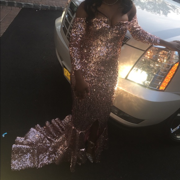 Prom dress - Picture 7 of 8